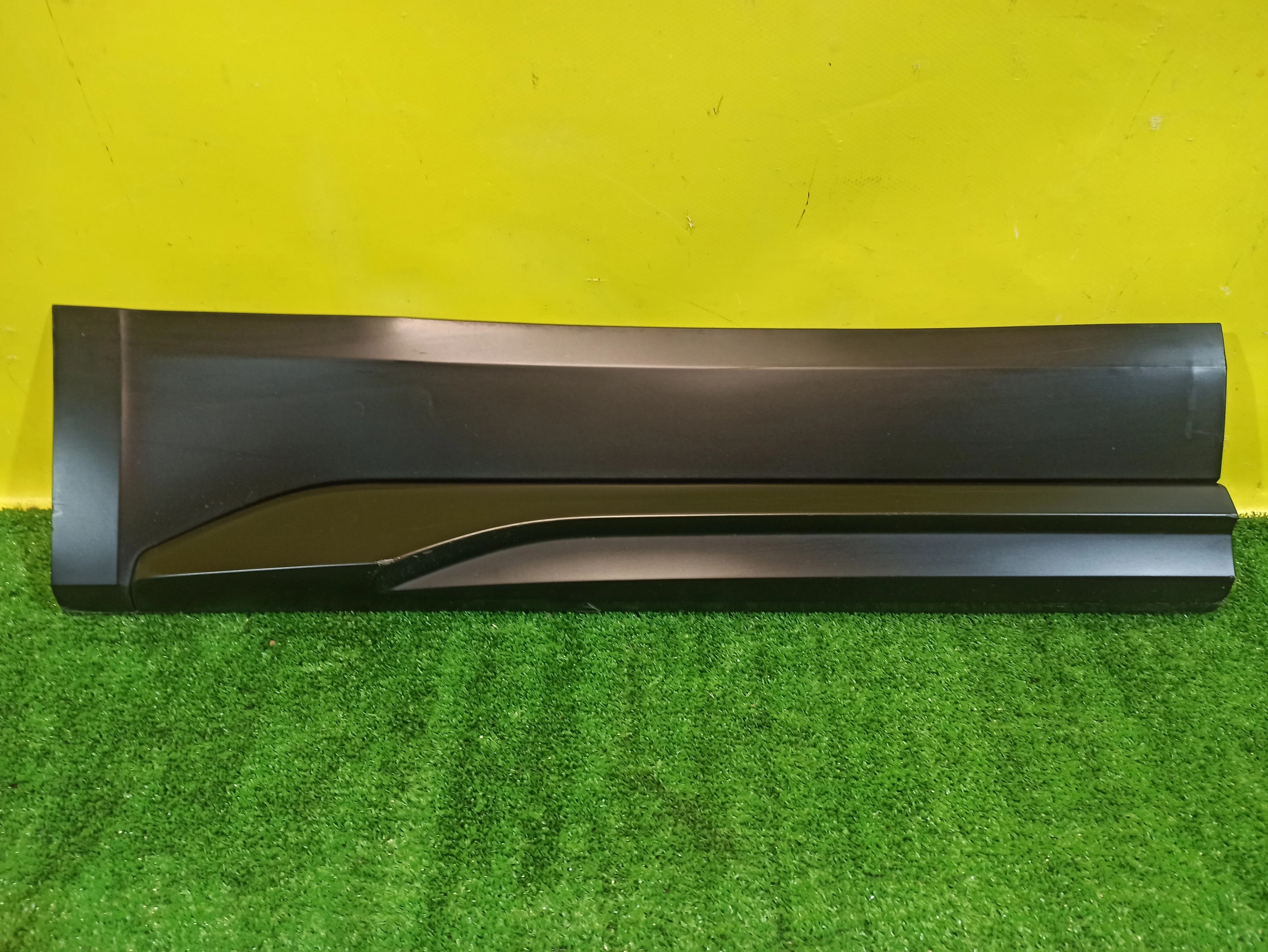 Накладка двери задней правой  Audi Q5 (FY) 2020 80A853970A 31297