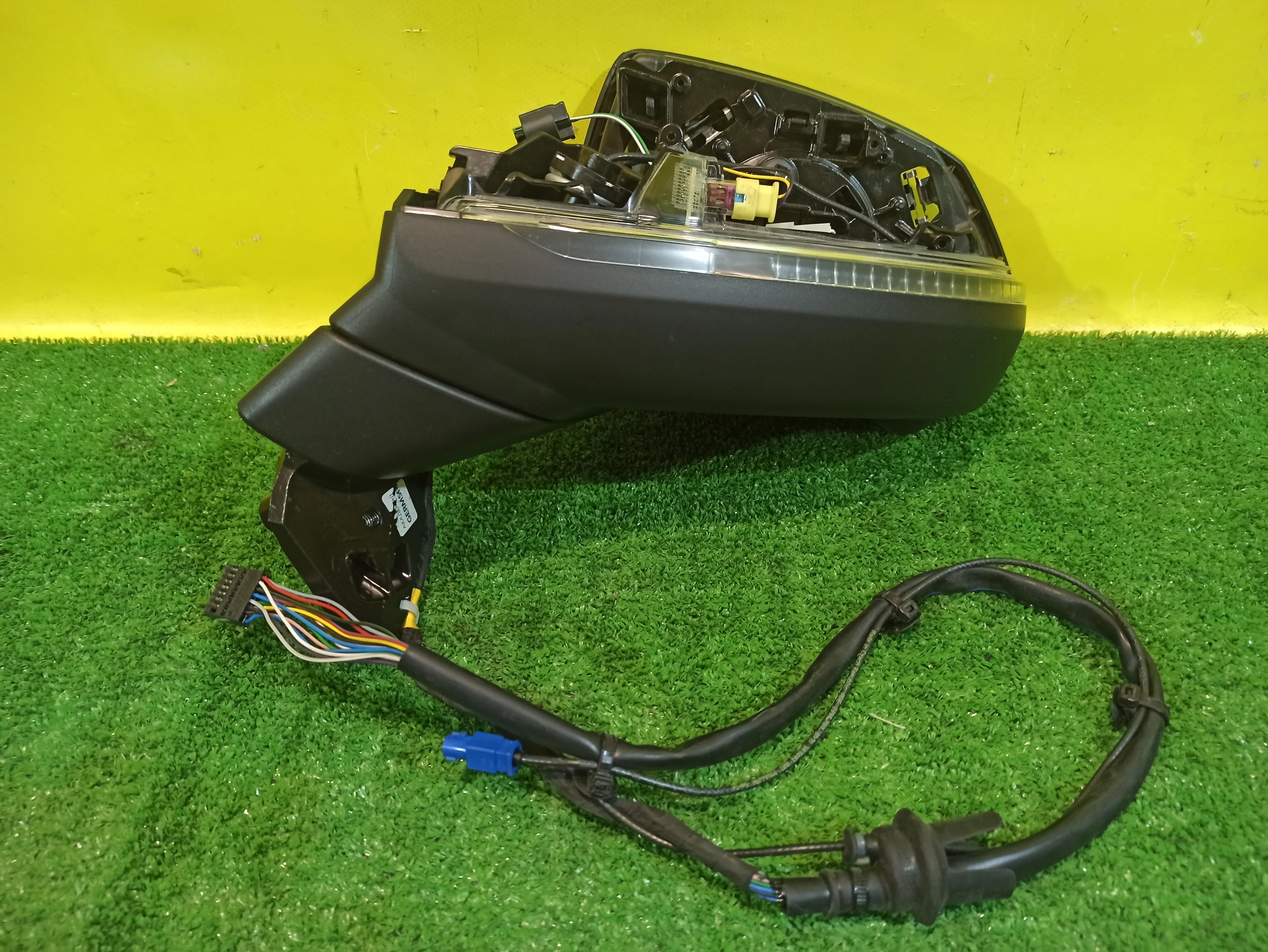 Зеркало левое электрическое  Audi Q7 (4M) 2015 4M1857409BS 31640