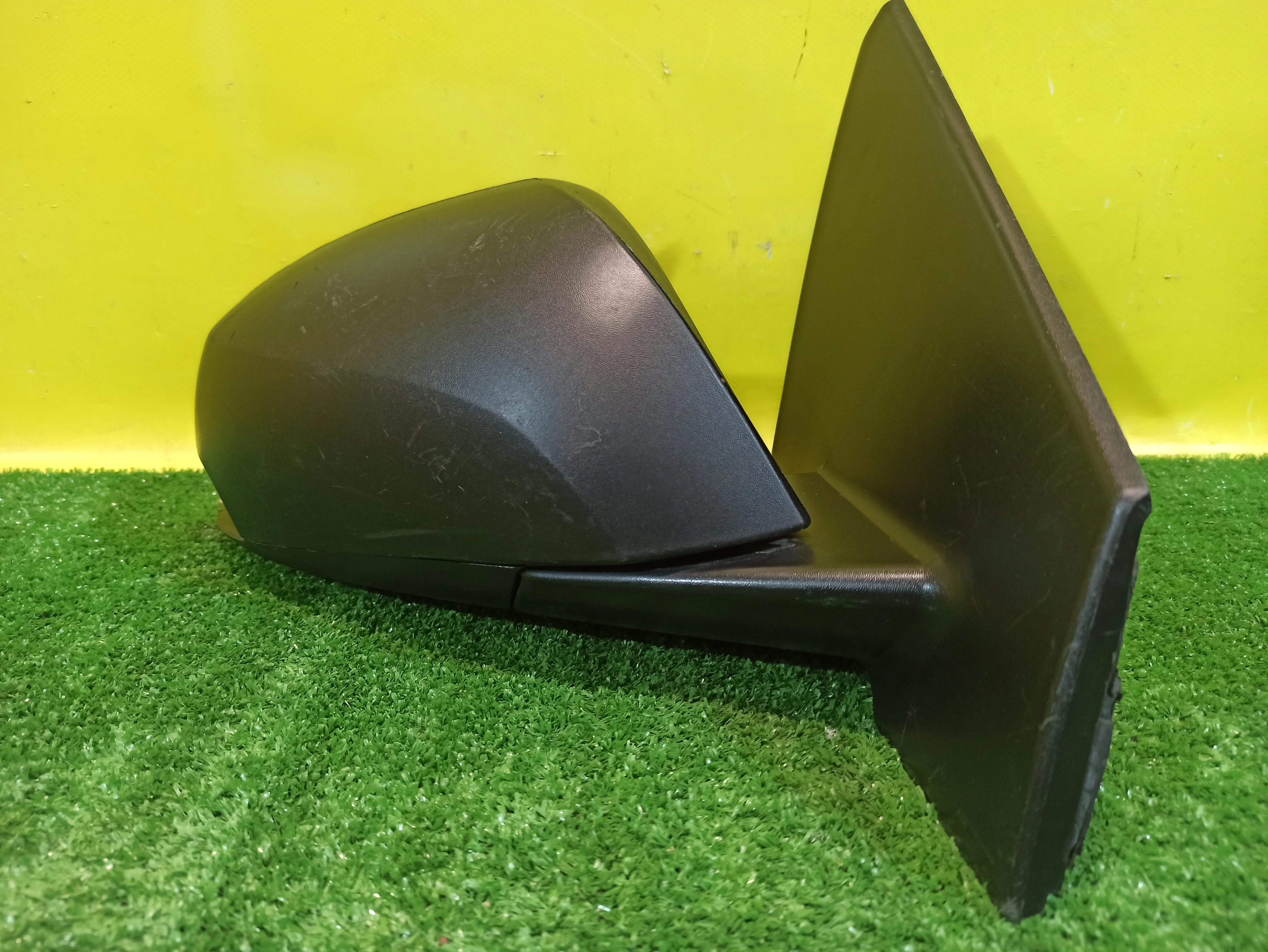 Зеркало правое электрическое  Renault Megane III 2009  963010175R 31680