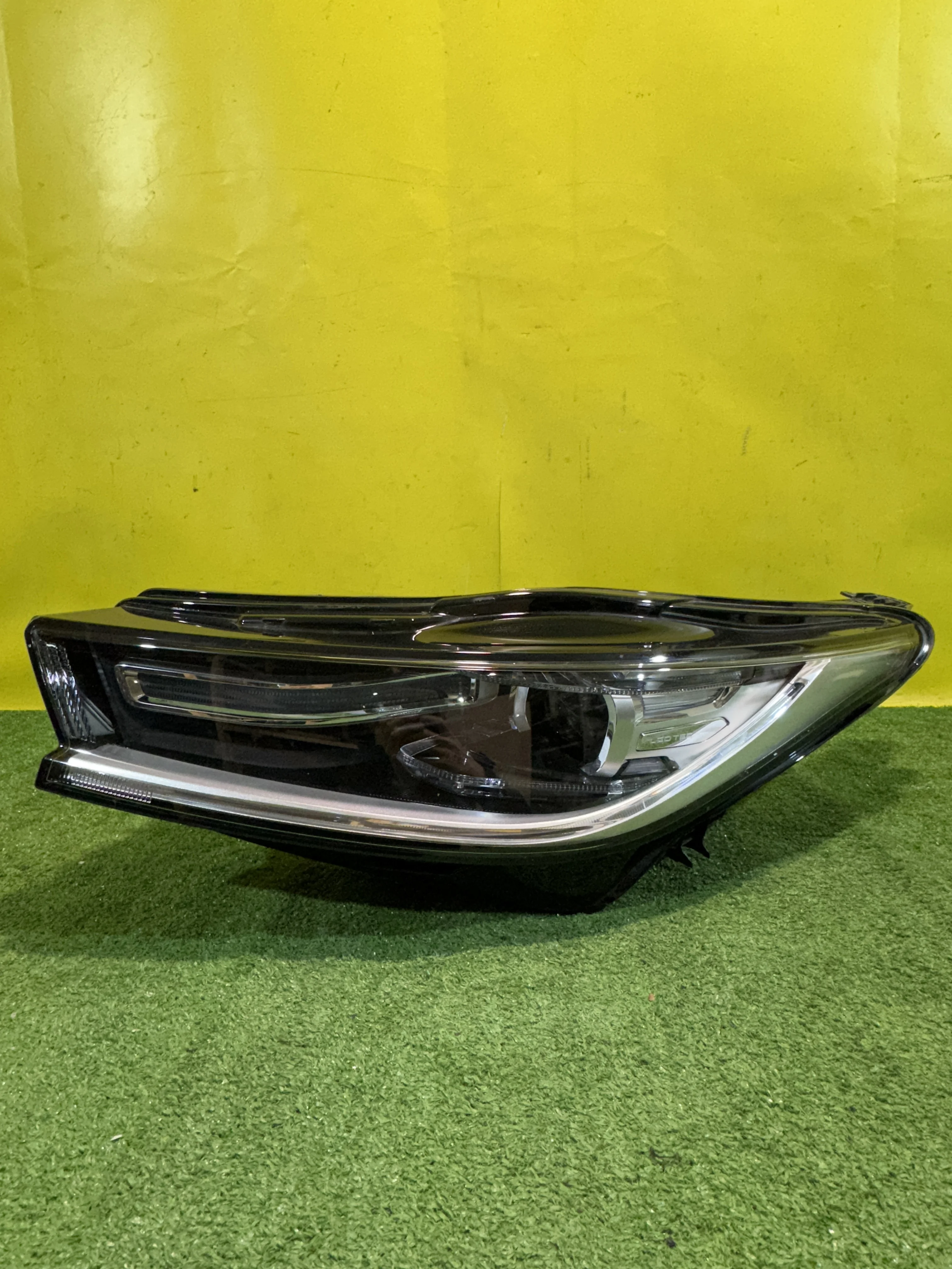 Фара левая LED  Chery Exeed TXL 2019 605000767AA 33379