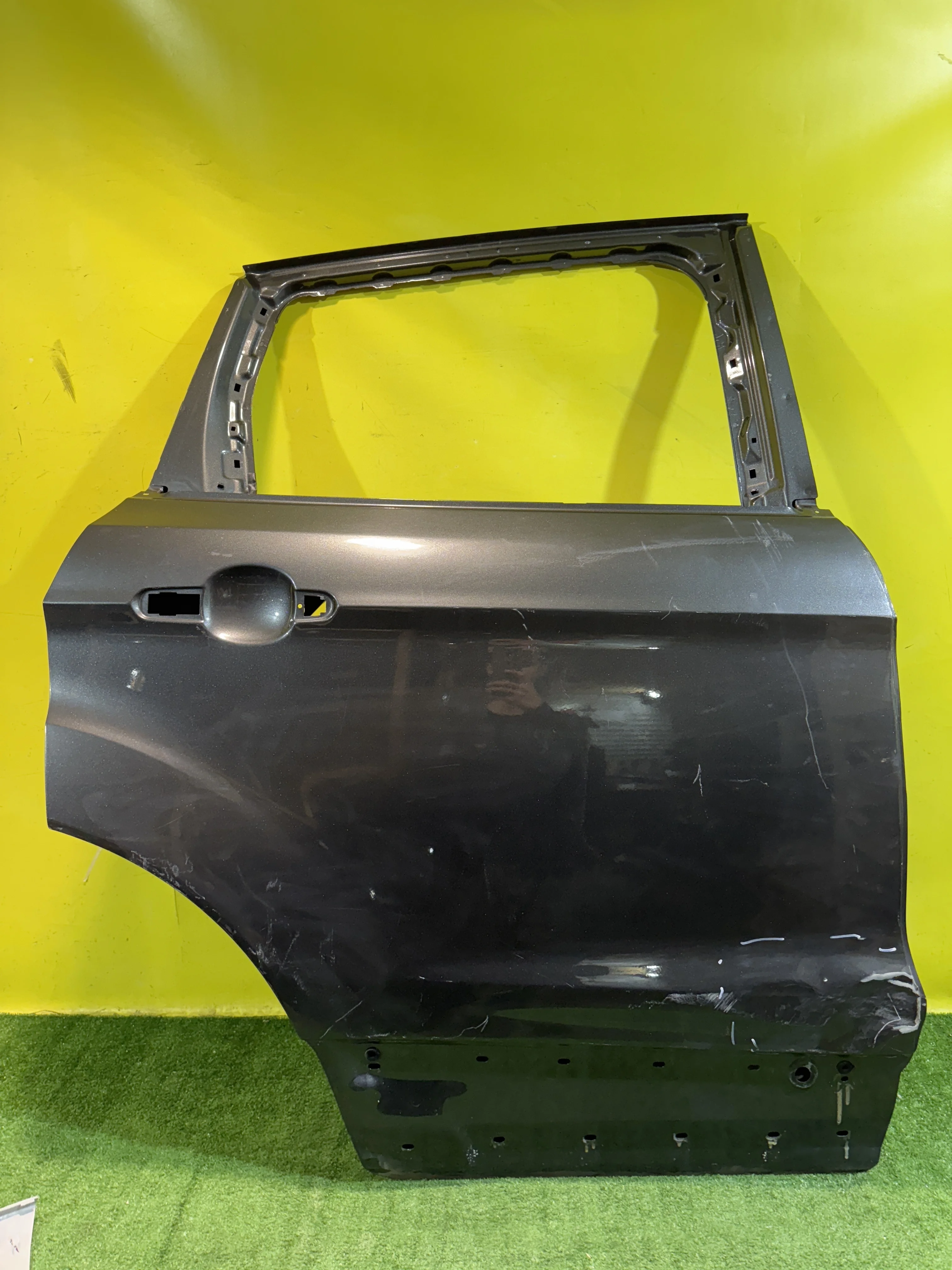 Дверь задняя правая  Ford Kuga 2 CBS 2011 2413515 33779