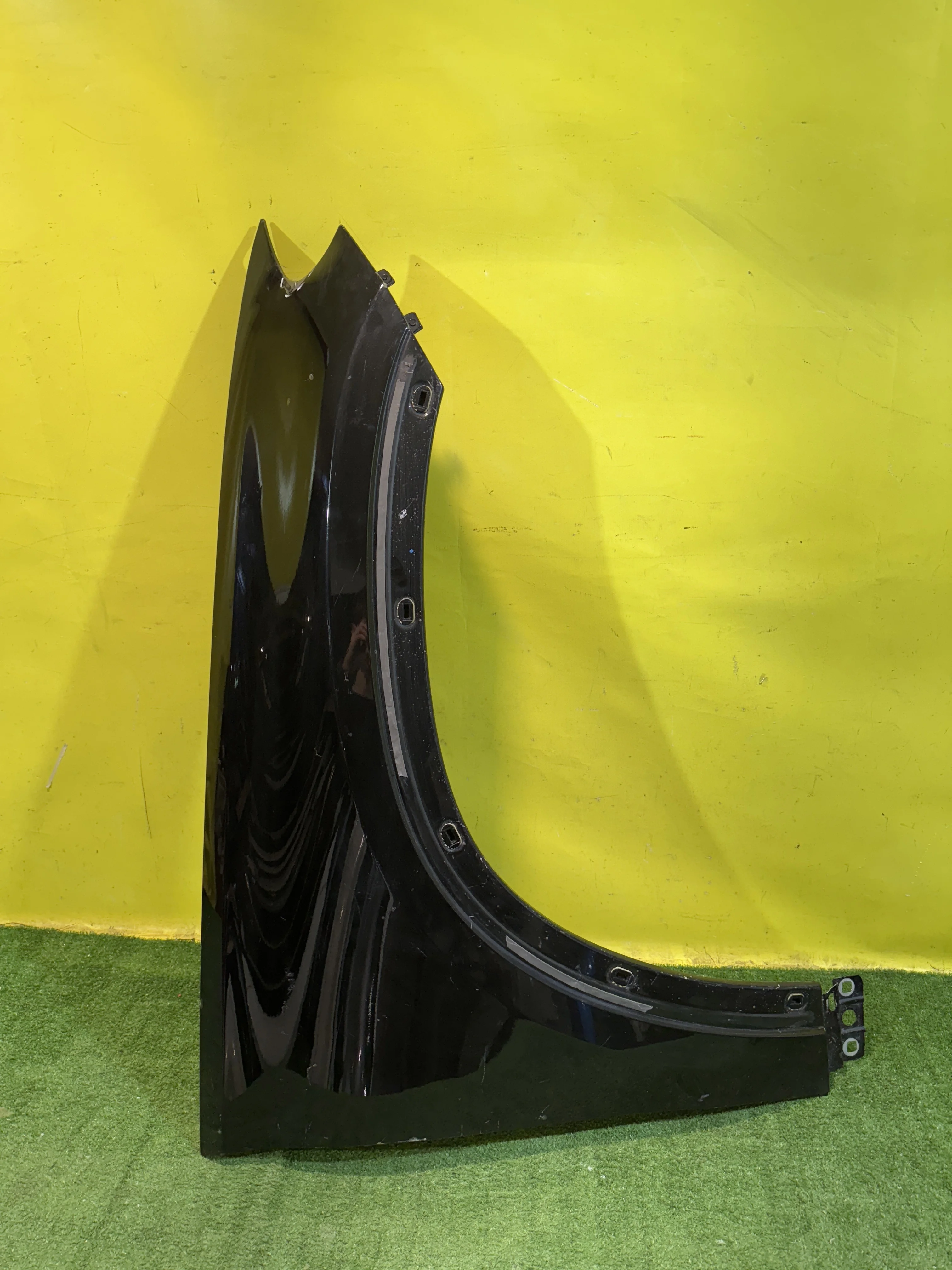 Крыло переднее правое  MERСEDES BENZ GLE-Class (W167) 2018 A1678802400 33860