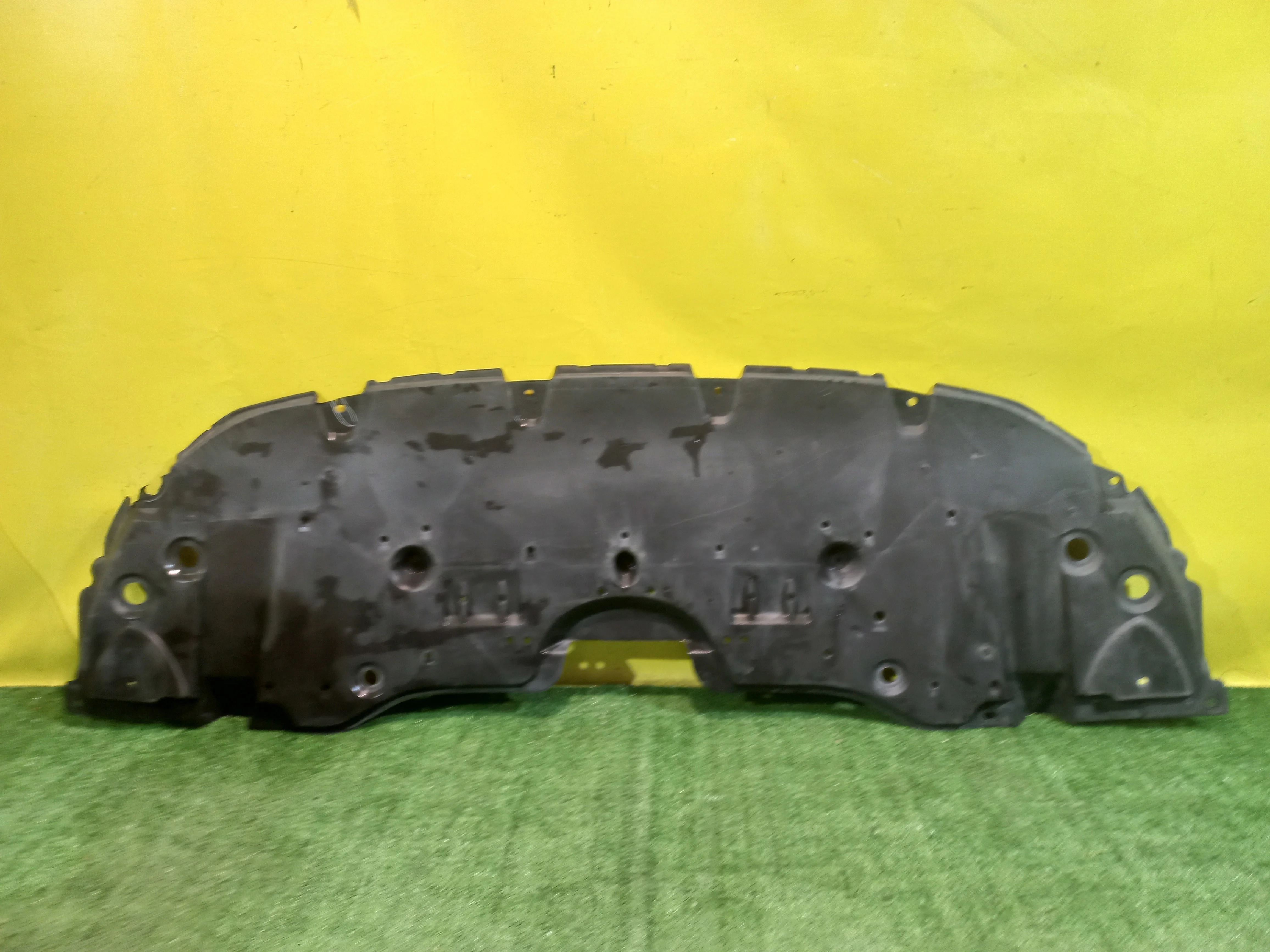 Пыльник переднего бампера  Toyota Camry V70 2017 5144133221 33998