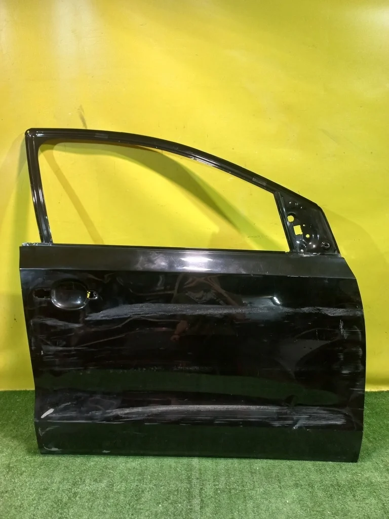 Дверь передняя правая  Volkswagen  Polo (Sed RUS) 2011 6RU831056 34271