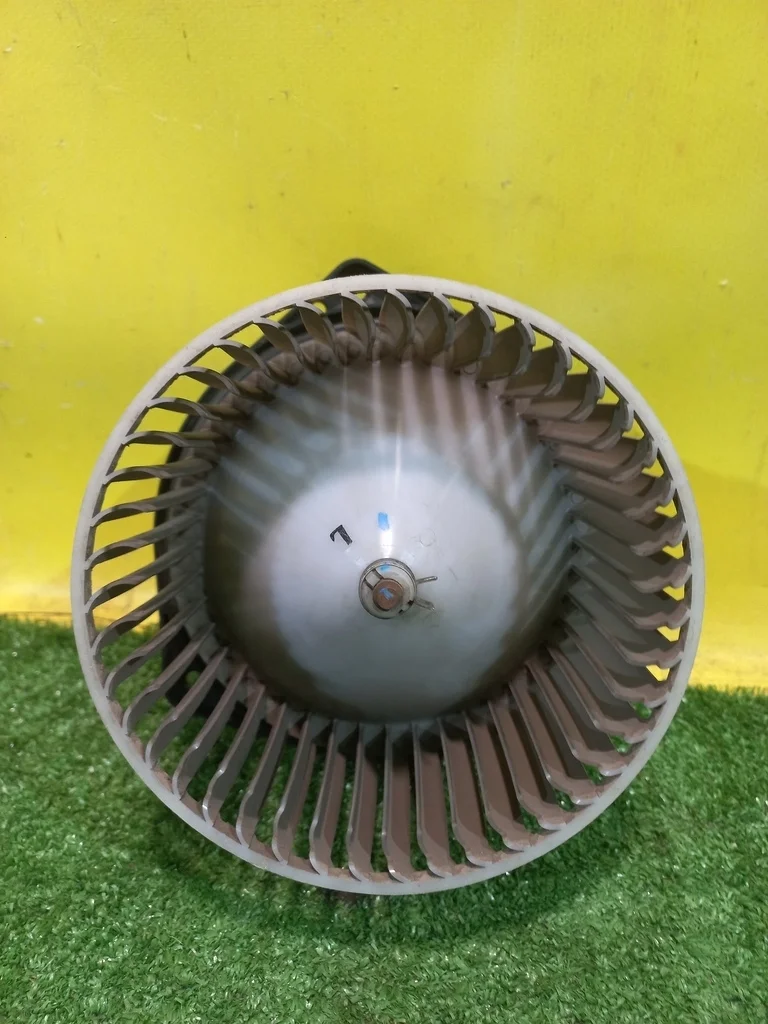 Моторчик печки  Mitsubishi L200 (KB) 2006 7802A105 34766