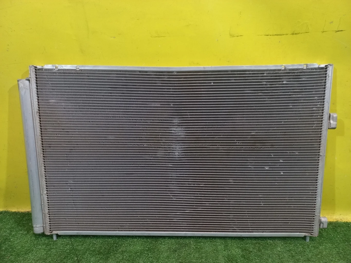 Радиатор кондиционера  Toyota RAV4 2013 8846042110 34890