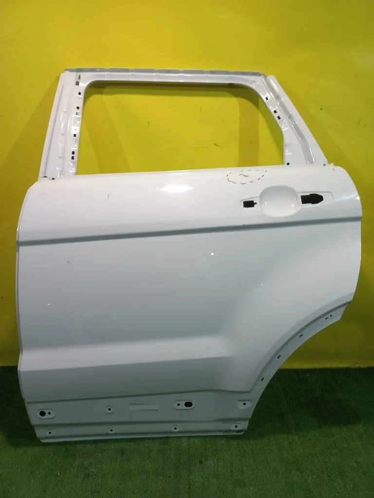 Дверь задняя левая  Land Rover Range Rover Evoque L538 2011 LR028557 35605
