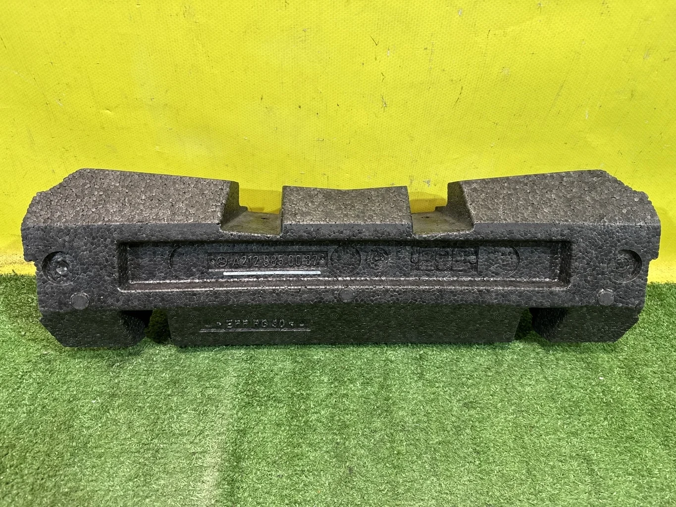 Наполнитель переднего бампера  MERСEDES BENZ E-Class (W212) 2009 A2128850037 39920