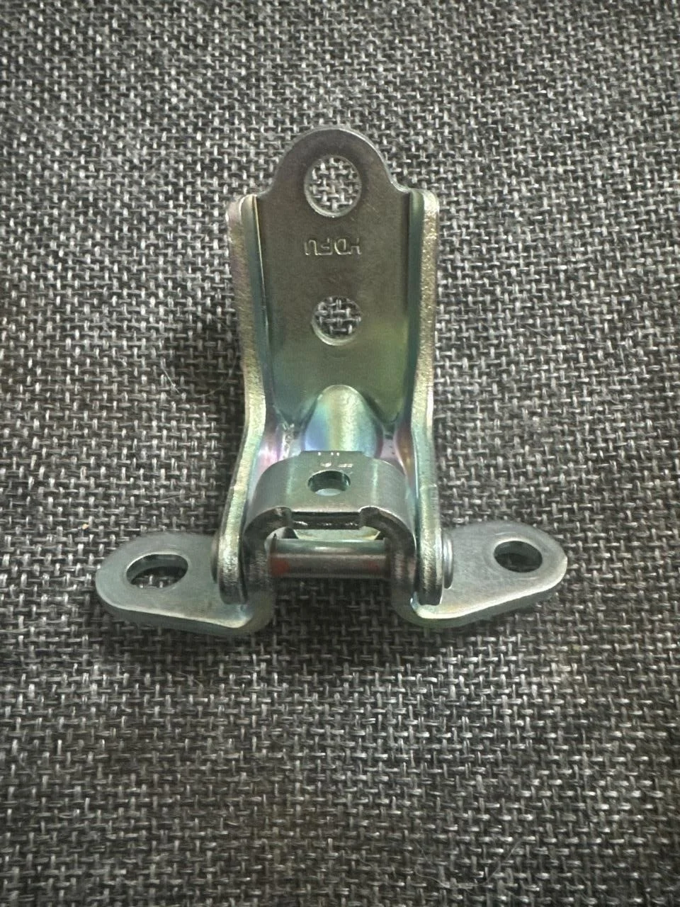 Петля двери Kia Cerato 793102E000, передняя левая