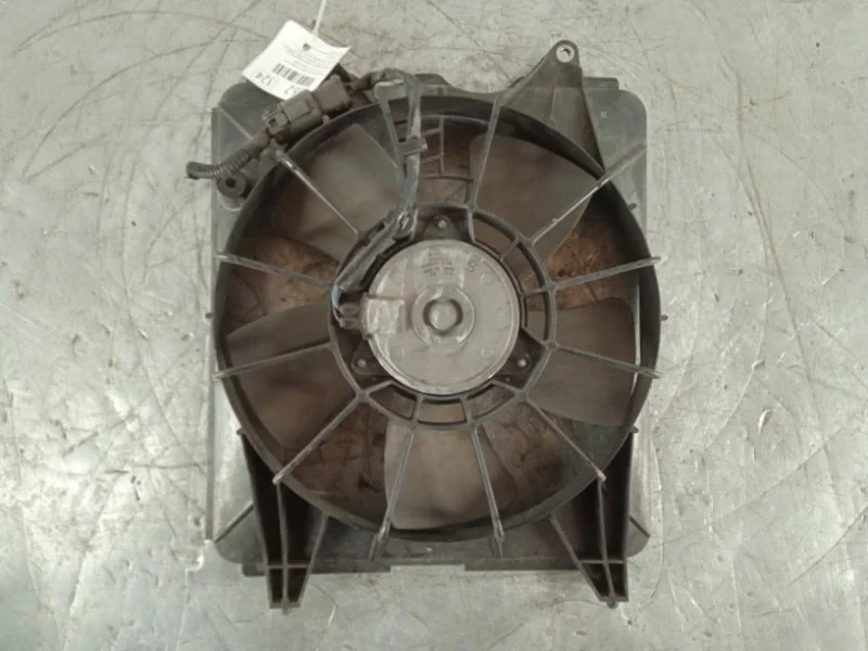 Диффузор вентилятора сборе Honda Civic 8 2006-2008 4D