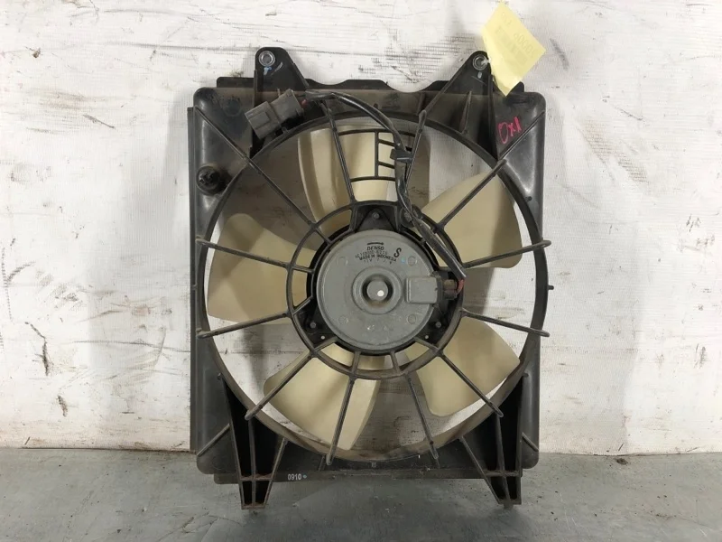 Диффузор вентилятора сборе Honda Civic 8 2006-2011 4D