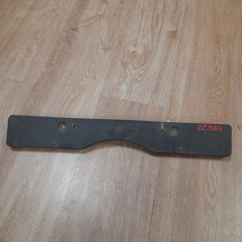 Накладка под номер Toyota Camry 2014-2017 55