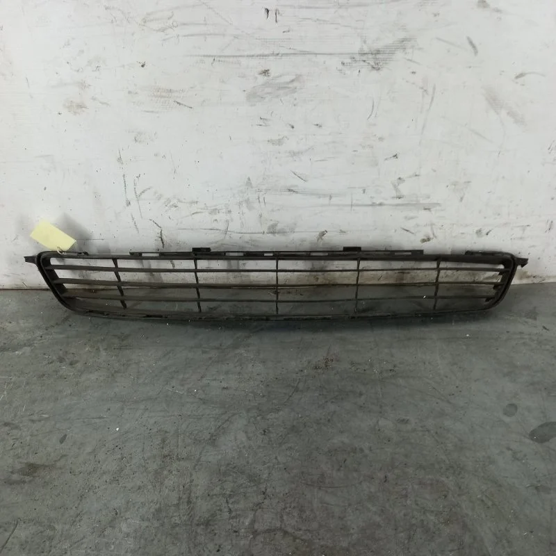 Решетка бампера Toyota Corolla 2006-2009 150