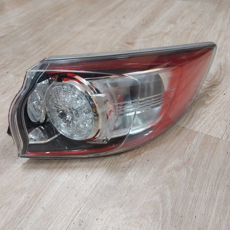 Фонарь Mazda 3 2009-2013 BL