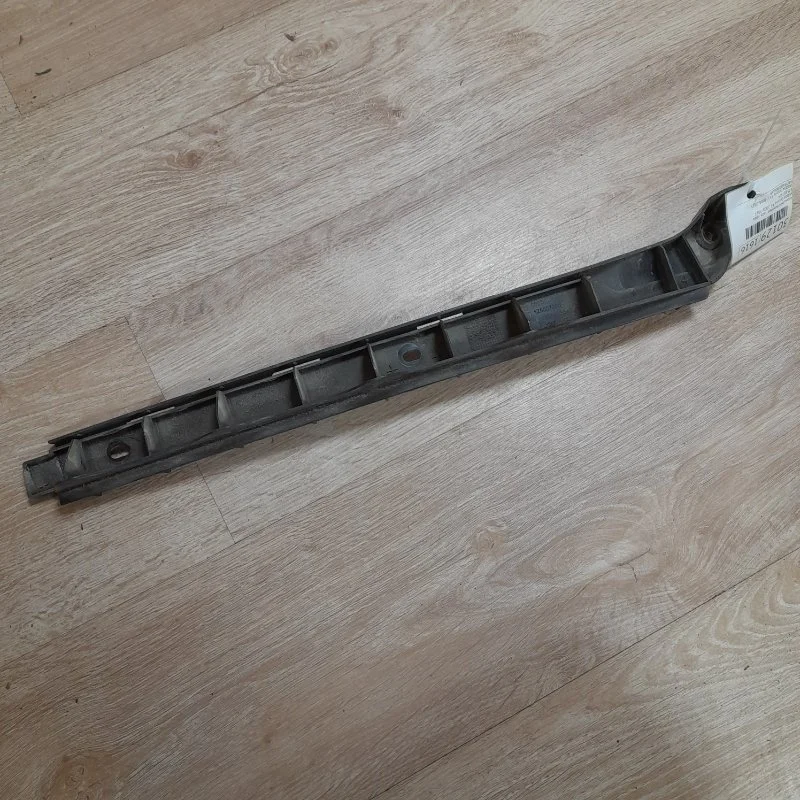 Кронштейн бампера Skoda Octavia 2008-2013 A5