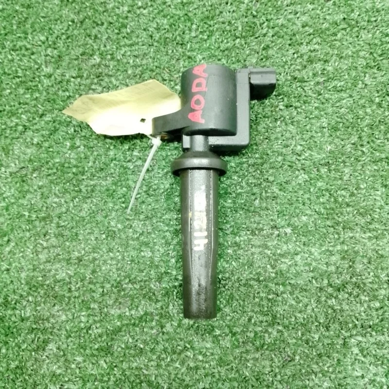 Катушка зажигания Ford Focus 2004-2011