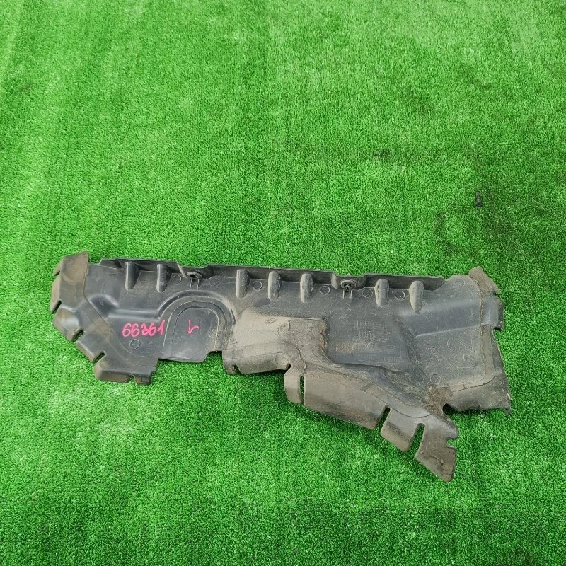 Дефлектор радиатора Peugeot 308 2011-2014 поколение T7