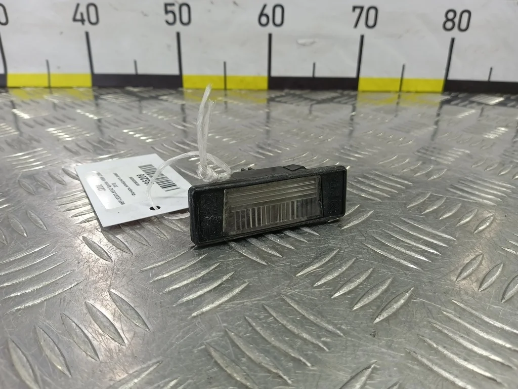 Фонарь номерного знака MERCEDES-BENZ Sprinter W90