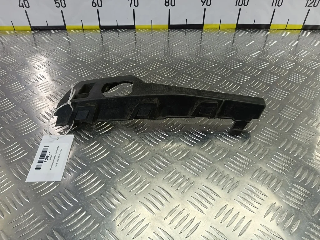 Кронштейн бампера передний FORD Focus II (2005—20