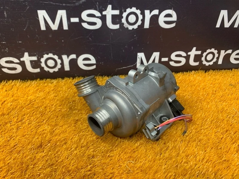 Помпа Bmw 5-Series 2005 11517586924 E60 N52B25A