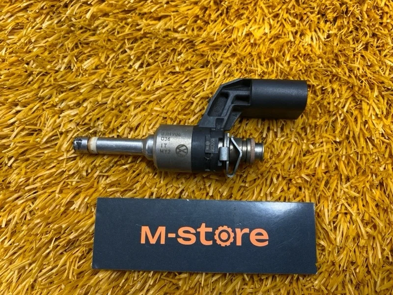 Форсунка топливная Volkswagen Passat Cc 2008 03H906036 B6/358 BWS