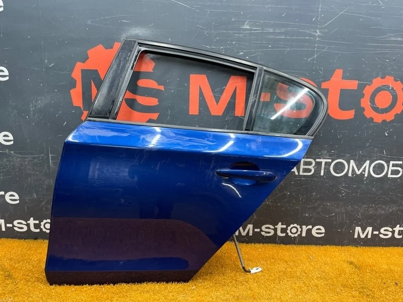Дверь Bmw 1-Series 2005 41525A2A383 E87 N45B16A, задняя левая