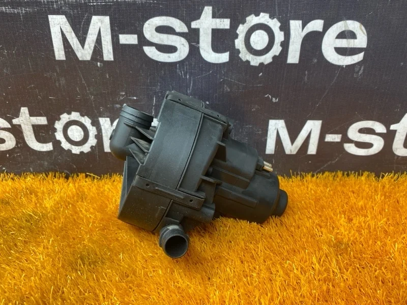 Насос продувки катализатора Mercedes-Benz C-Class 2012 A0001406785 W204 271.860