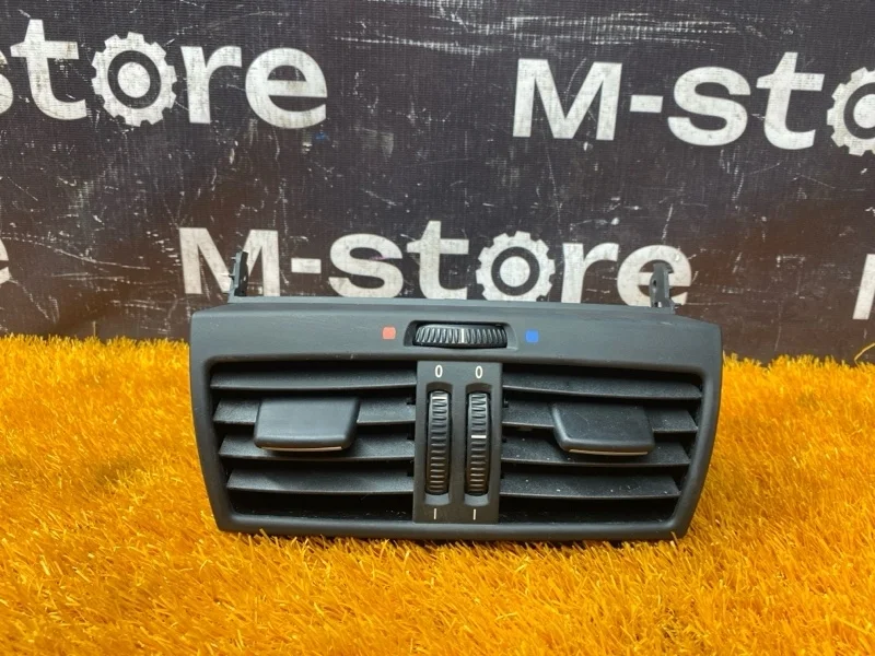 Дефлектор воздушный Bmw X5 2008 6954953 E70 N52B30A, задний