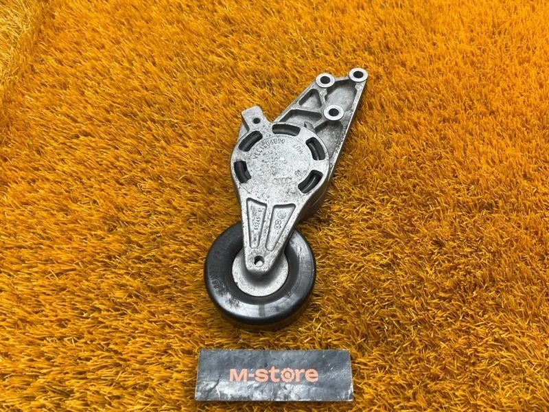 Натяжитель приводного ремня Audi A4 2006 06B903133A B7/8E BFB