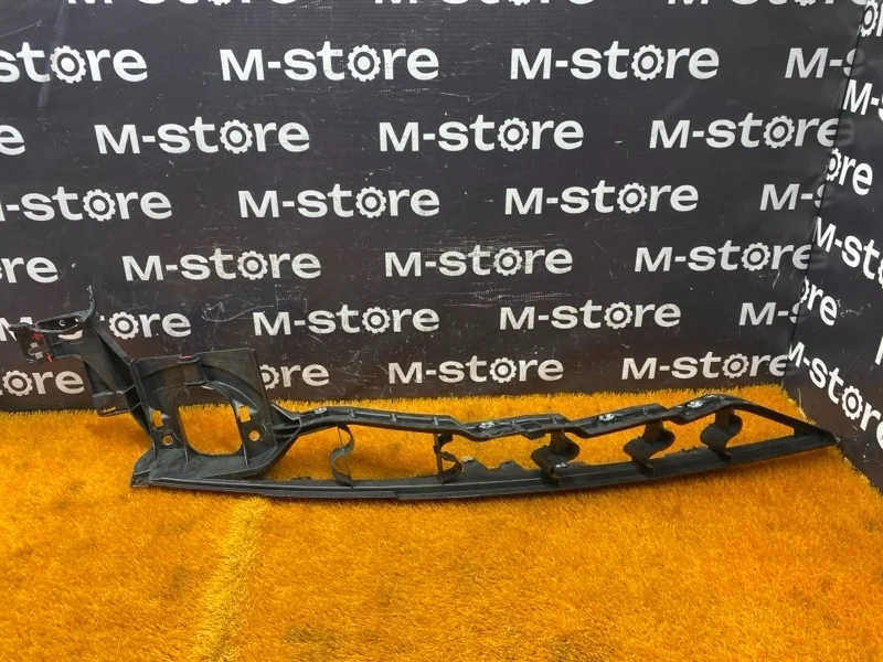 Крепление крыла Bmw X5 2008 51127157990 E70 N52B30A, переднее правое