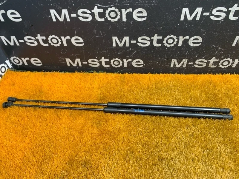 Амортизатор капота Audi Q3 2012 8U0823359B 8U CPSA