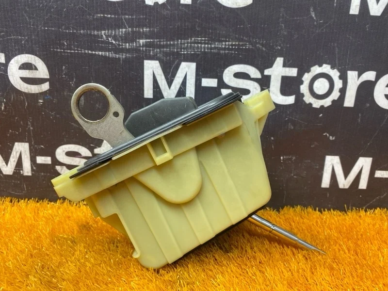 Селектор акпп Mercedes-Benz C-Class 2010 A2042675824 W204 271.860