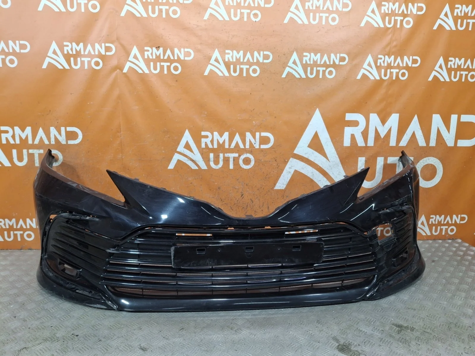 Бампер Toyota Camry 2020-нв 8 XV70