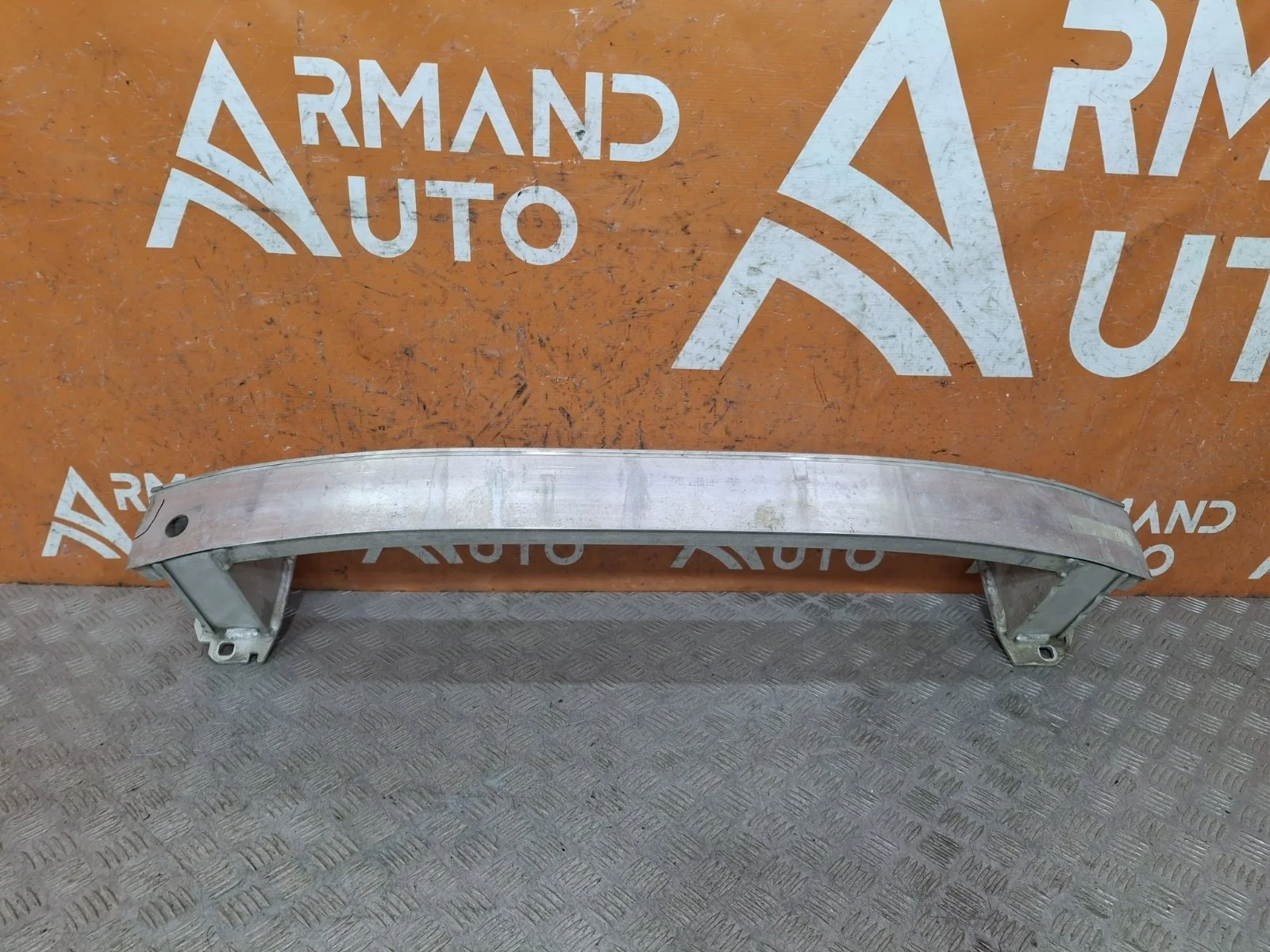 Усилитель бампера Audi Q3 2011-2018 8U