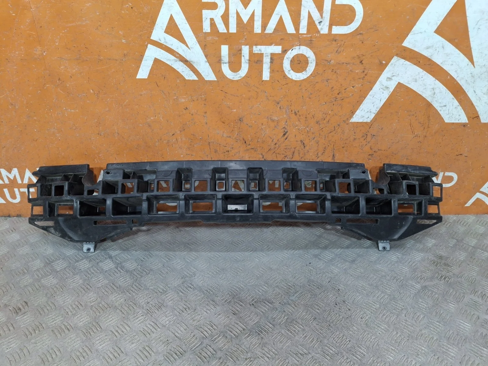 Абсорбер бампера Hyundai Solaris 2010-2014