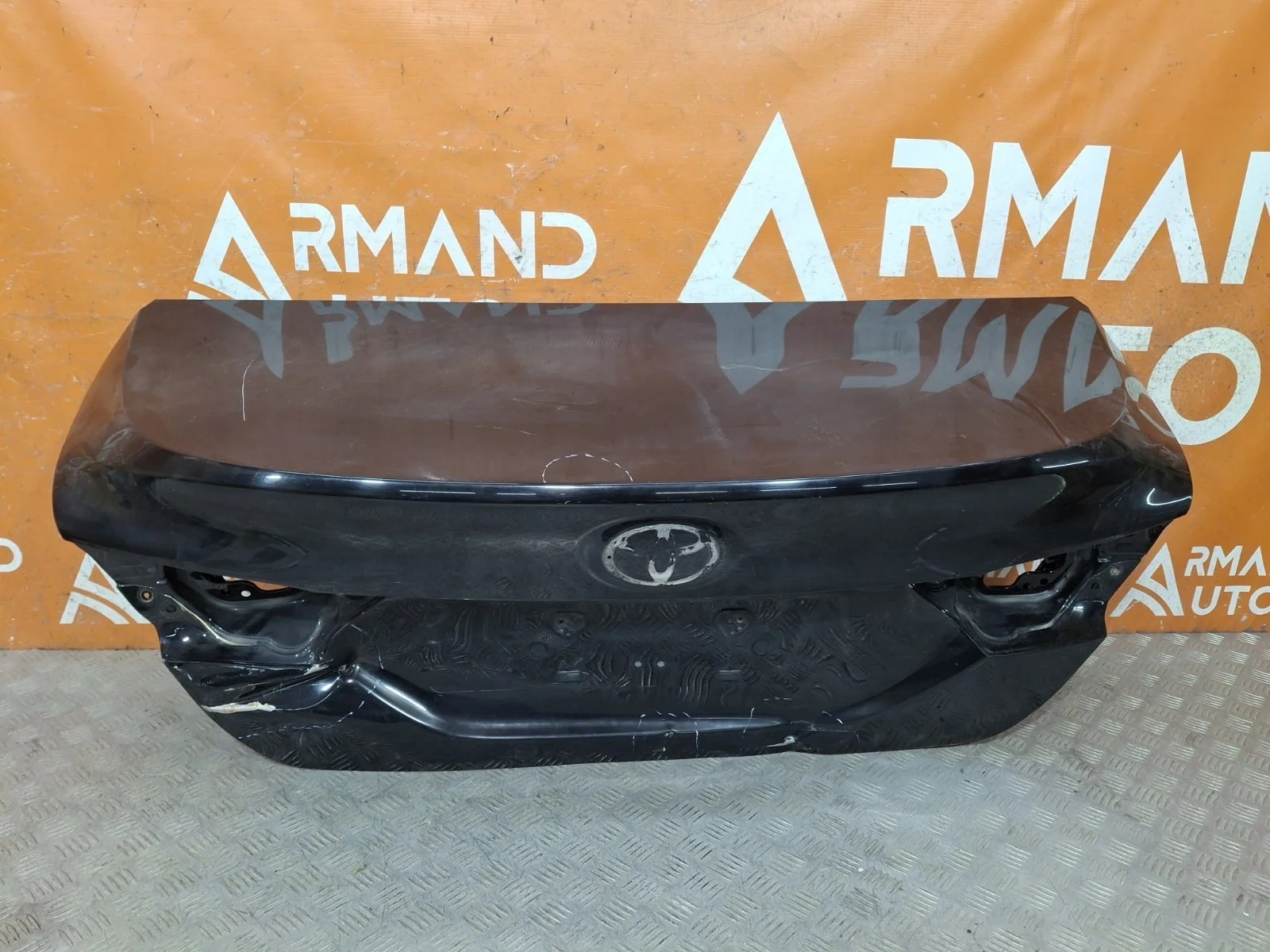Крышка багажника Toyota Camry 2017-нв 8 XV70