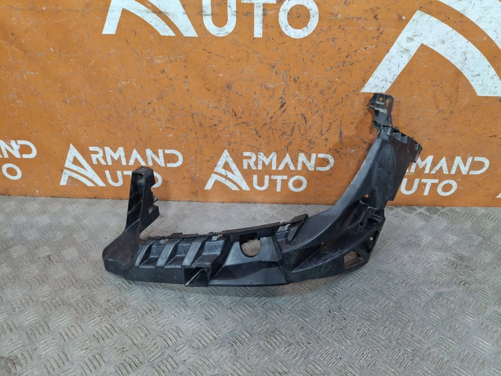 Кронштейн бампера Mercedes ML GLE-Class 2011-2015 W166