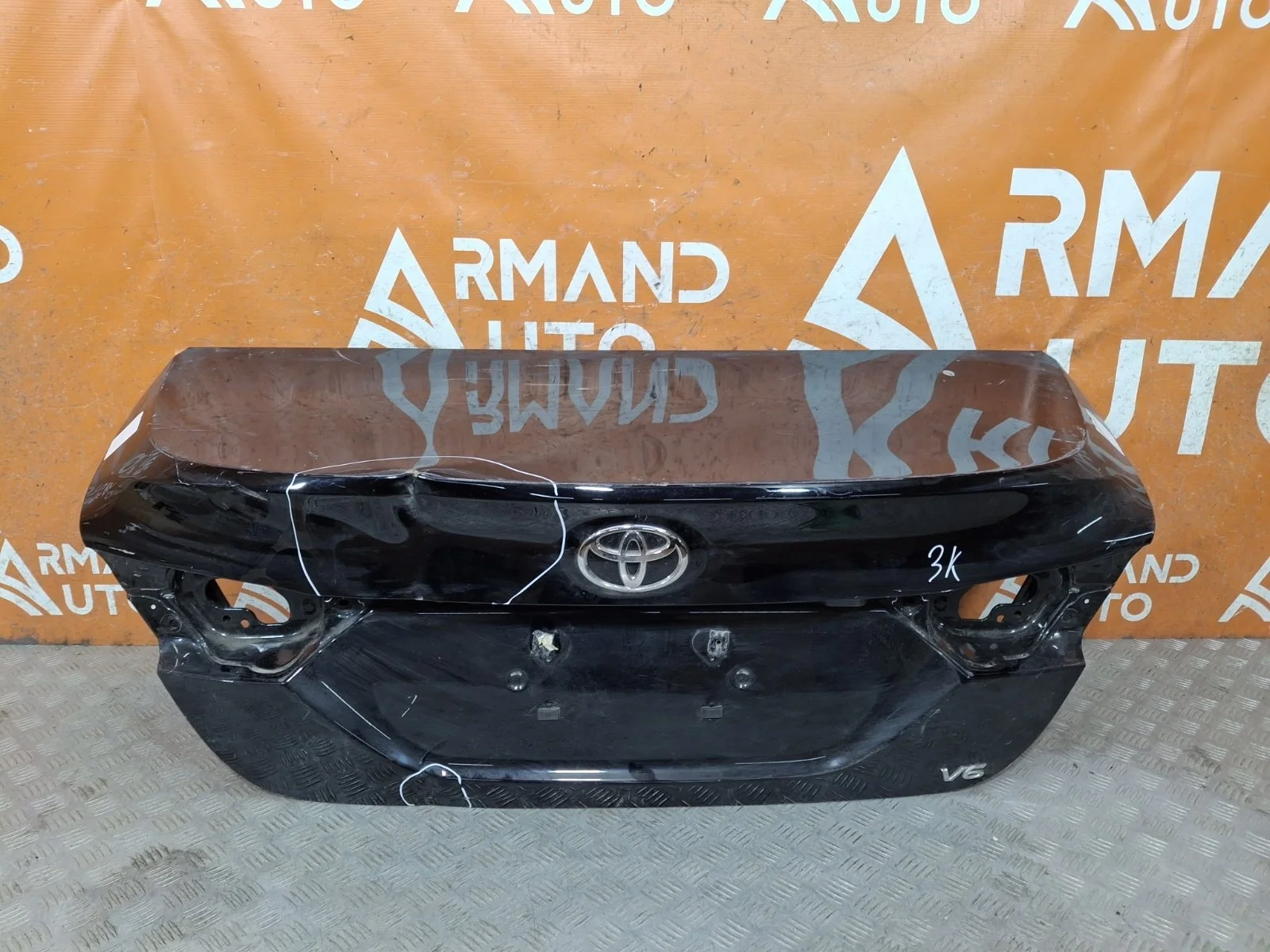 Крышка багажника Toyota Camry 2017-нв 8 XV70