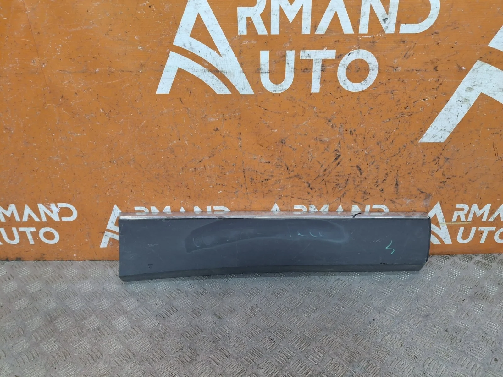 Молдинг двери Renault Arkana 2019-нв