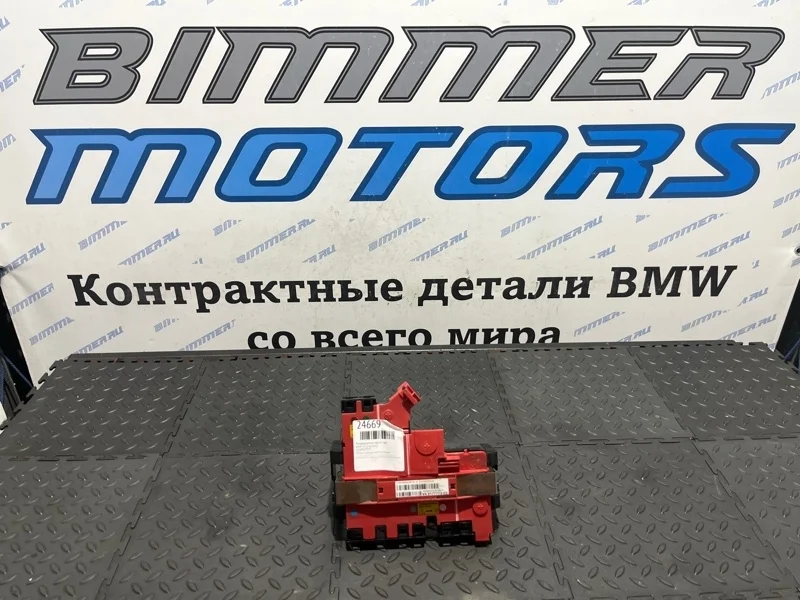 Распределитель тока B+ BMW 5 61149177773 F10 N63N55, задний