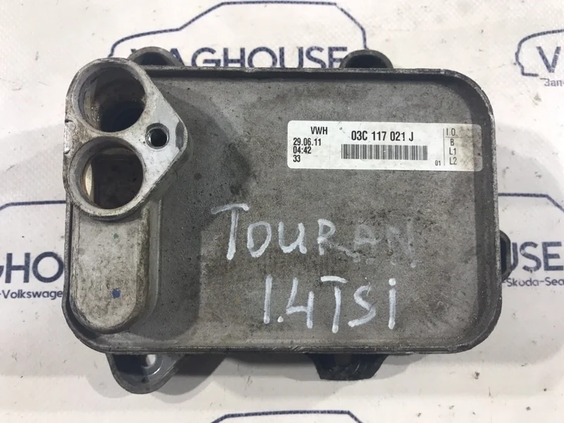 Радиатор масляный Volkswagen Touran 1T3 1.4 2011