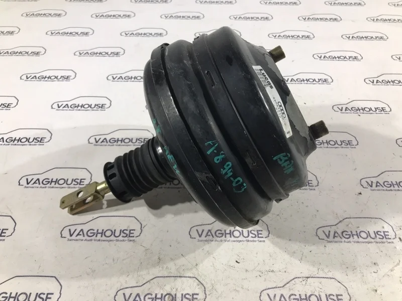 Вакуумный усилитель Audi A8 D2 2.8 1997