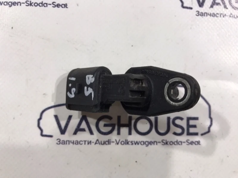 Датчик распредвала Volkswagen Passat B5+ 2001