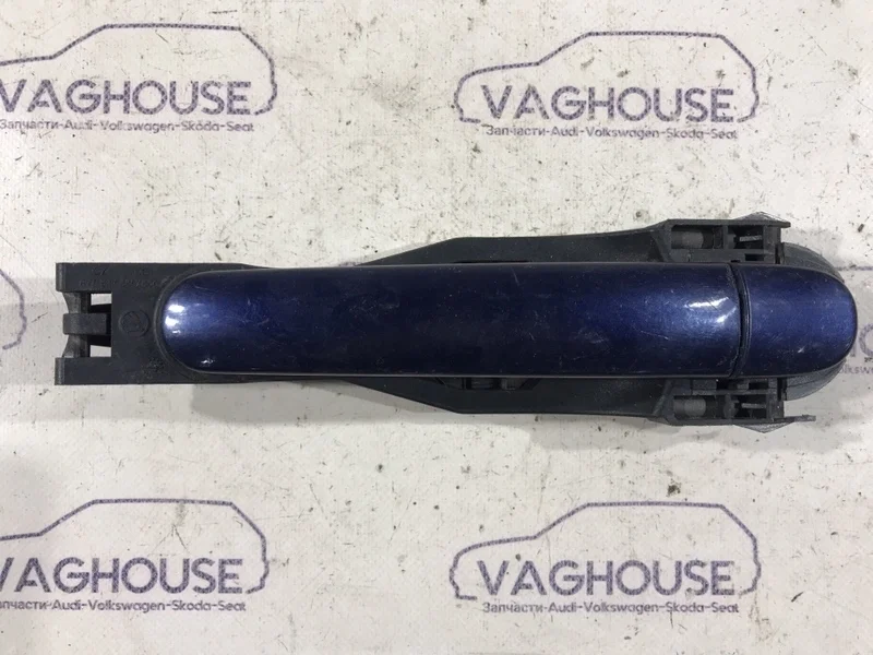 Ручка двери внешняя передняя правая Skoda Octavia