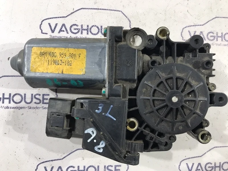 Мотор стеклоподъемника задний левый Audi A8 D2 4D