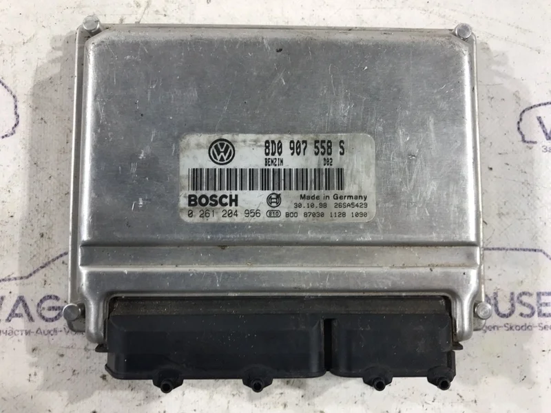 Блок управление двигателя Volkswagen Passat B5 3B2