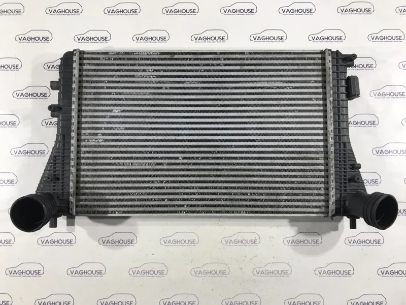 Интеркулер Volkswagen Passat B6 2008