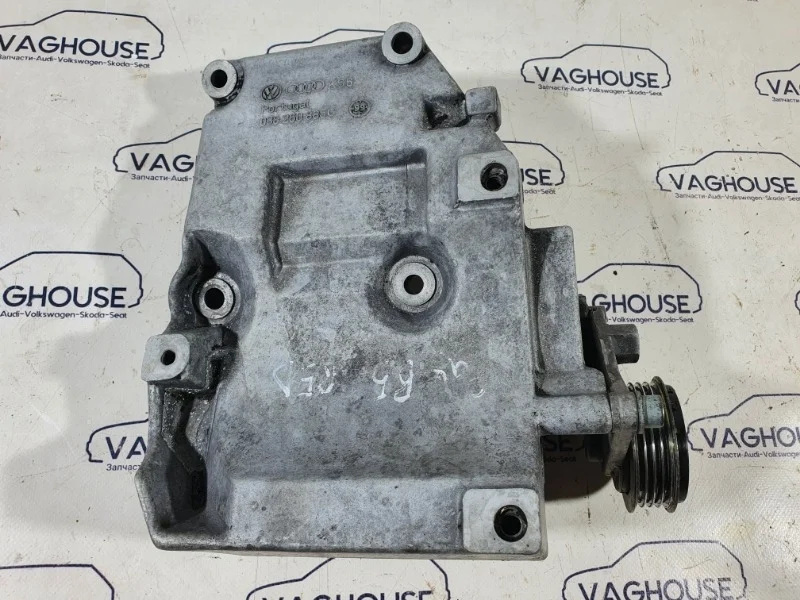 Кронштейн кондиционера Volkswagen Passat B5 3B2