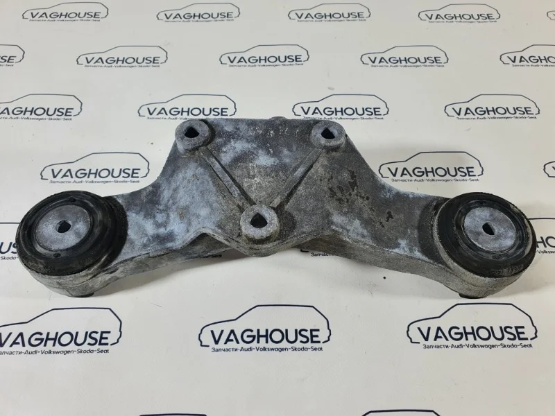 Кронштейн редуктора Audi A6 С5 2002