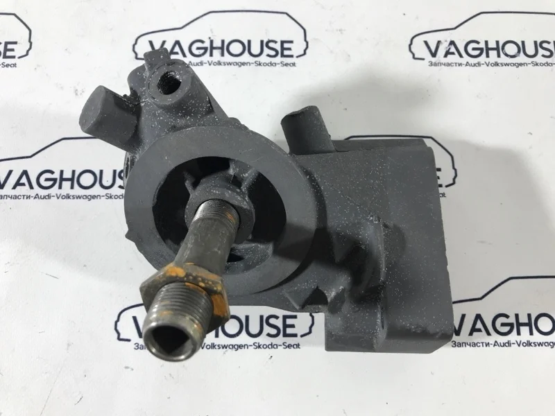 Кронштейн масленного фильтра Audi A6 С5 2002